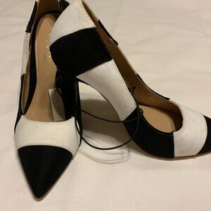 Eva-Mendes NY&Co Size 9 black and white heels never worn except for tryon's